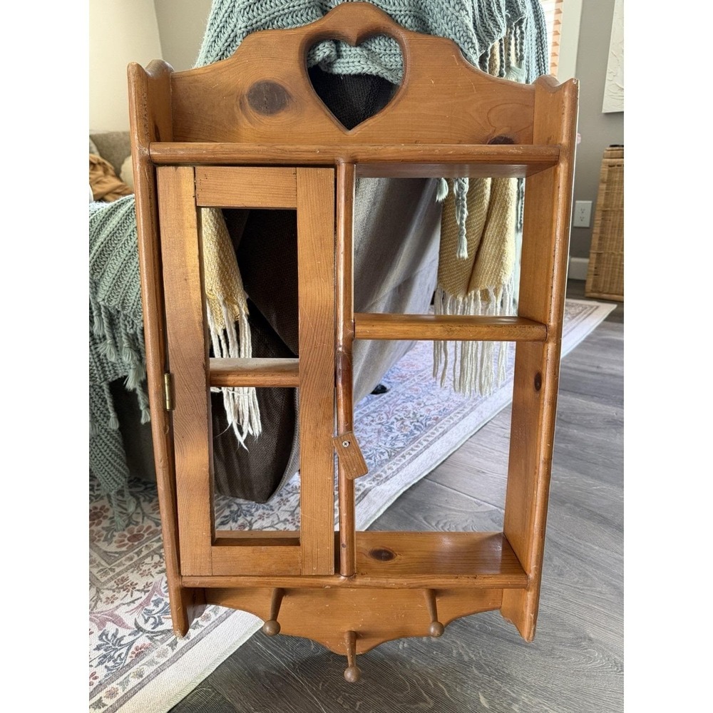 Vintage Wooden Trinket  Heart Cut Out Cottage Core Peg Shelve